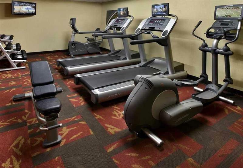 Courtyard By Marriott Pittsburgh Airport Hotel Coraopolis Екстериор снимка